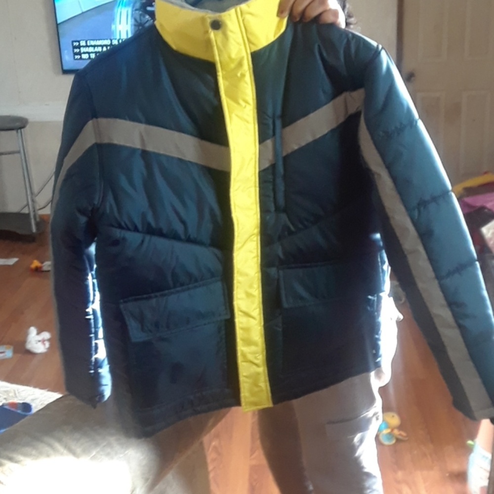 jacket - Picture 2 of 3